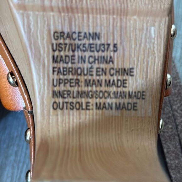 ShoeDazzle Graceann Studded Platform Sandals 7 Tan Brown Block Heel - Picture 11 of 11